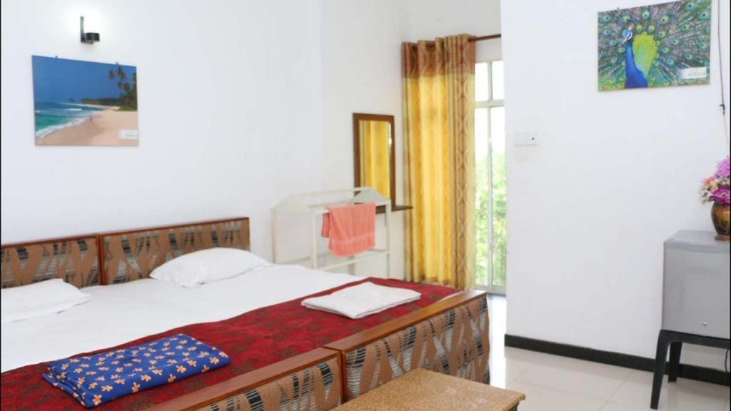 Suisse Villa Kandy Bagian luar foto